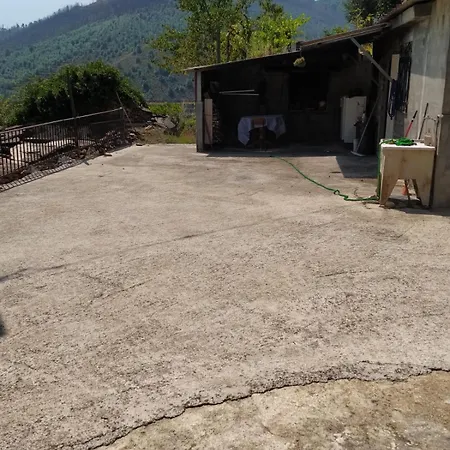 Casa Meitriz بيت للعطل كاسترو دير