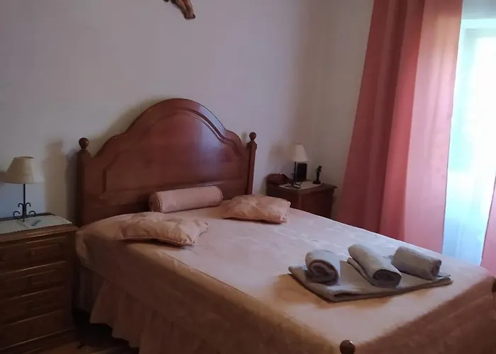 Casa Meitriz * كاسترو دير